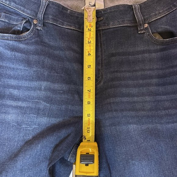 Lane Bryant Size 16S Mid Rise Straight Jeans Signa - Picture 5 of 11